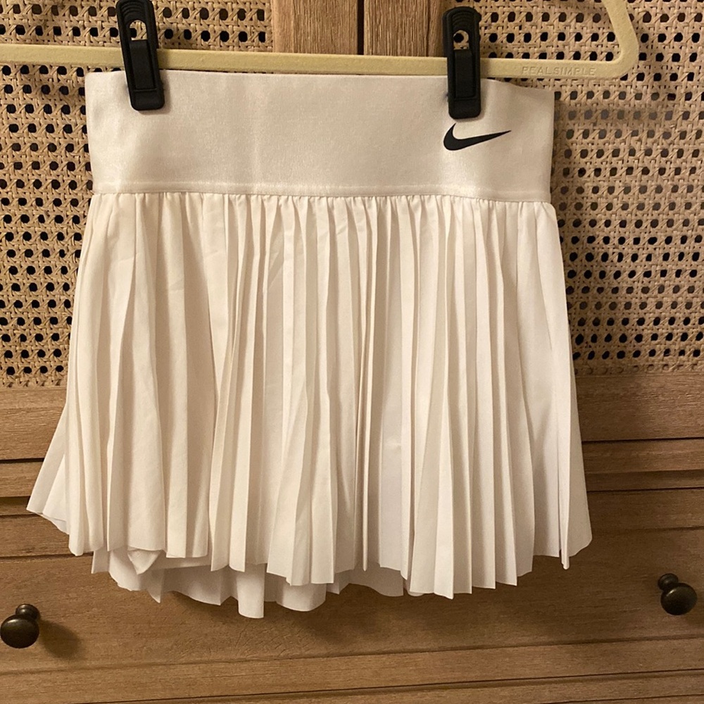 Nike dri fit tennis skirt
